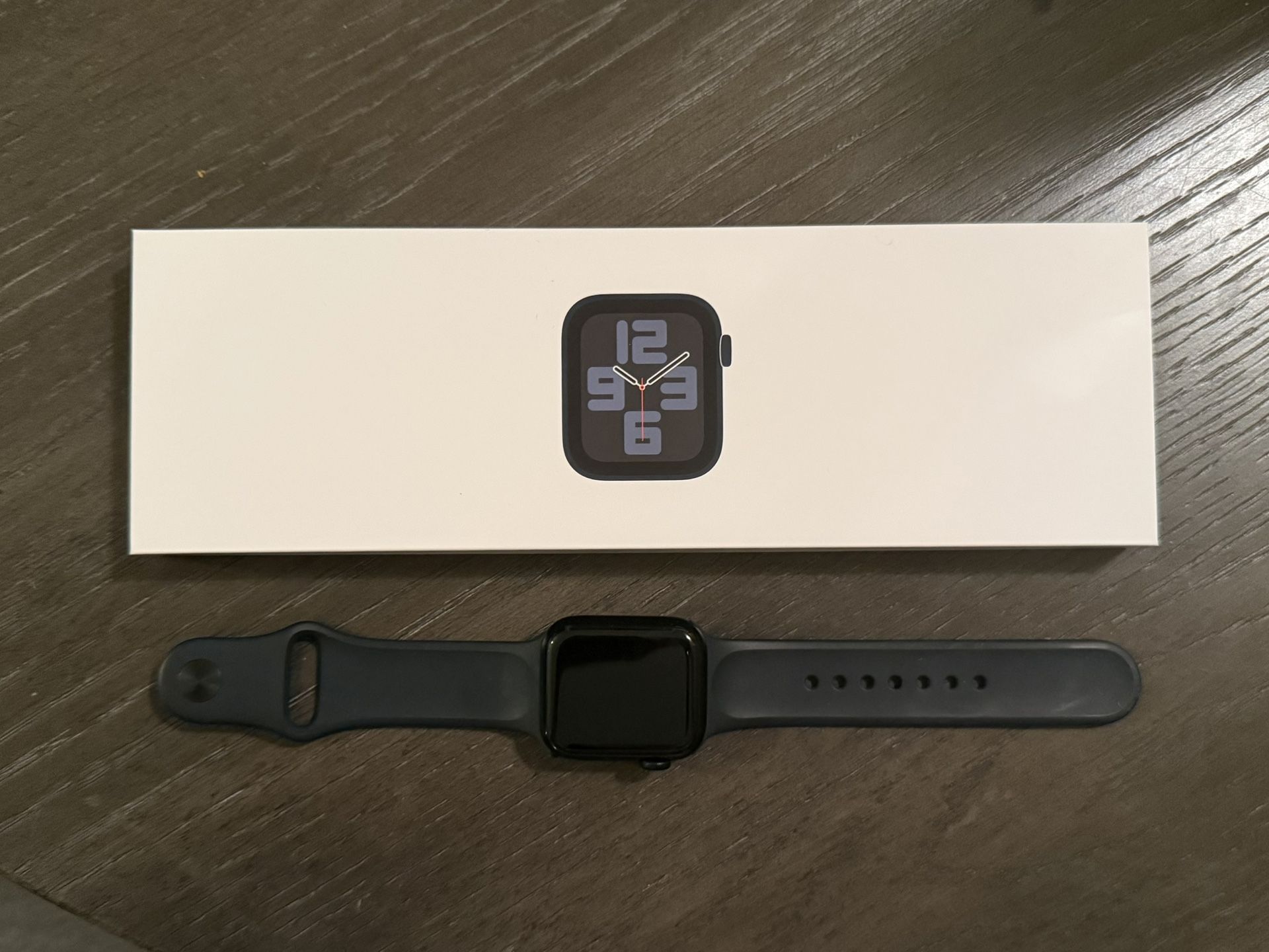 Apple Watch SE 40mm 2024