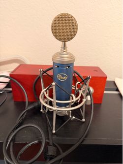 Bluebird SL Condenser microphone
