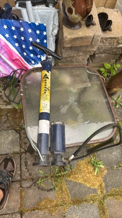 Test pump