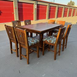 Expandable Dining Table w/ 8 Chairs + Storage Drawer