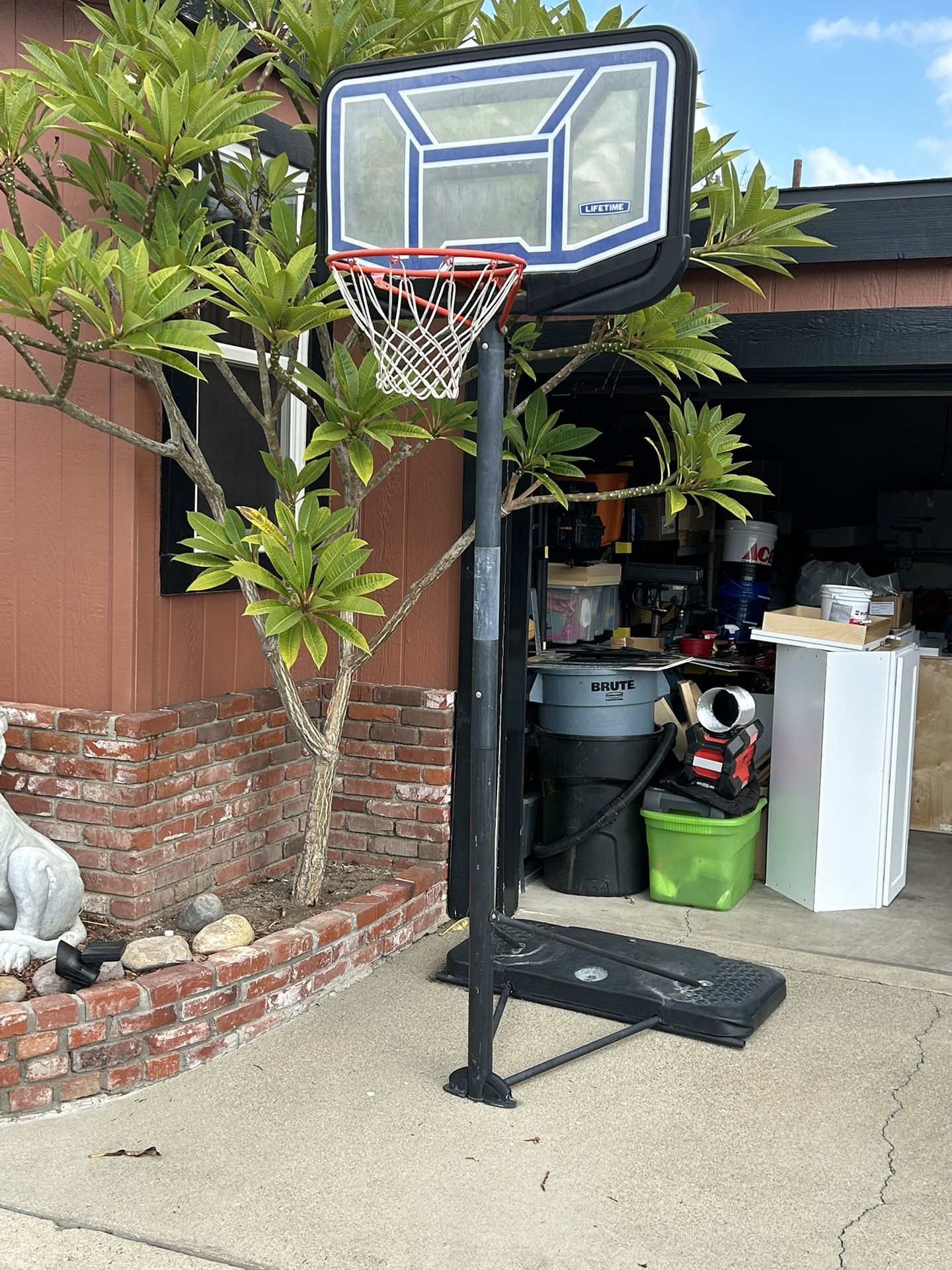 Portable Basketball Hoop