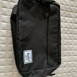 Herschel Dopp Bag