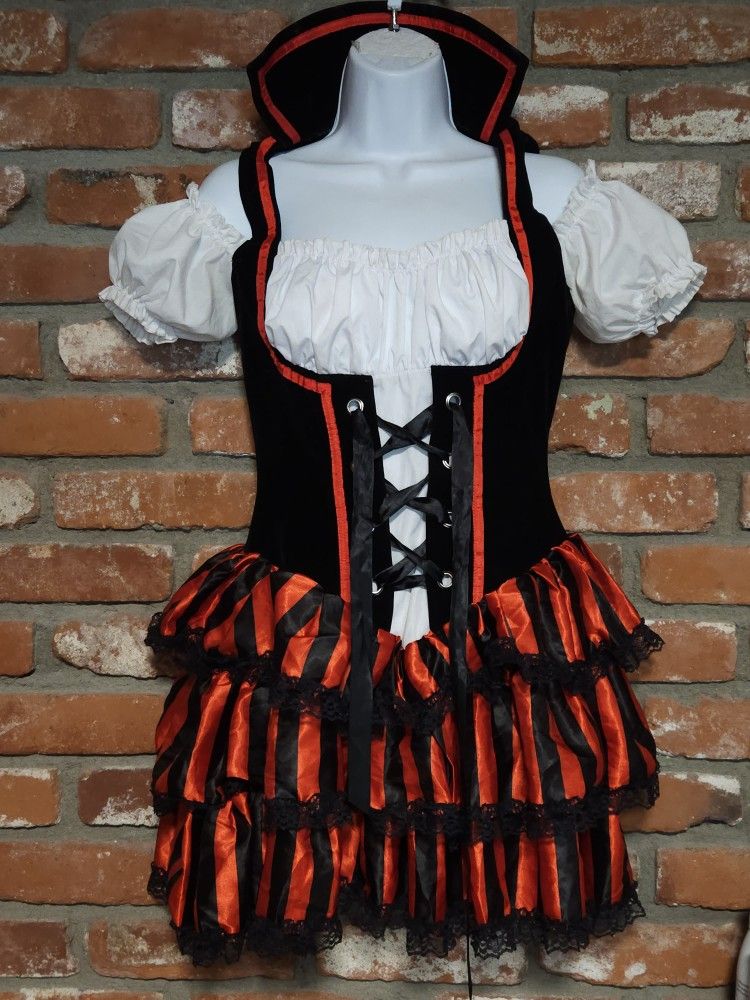Leg Avenue Shipwreck Pirate Costume size SMALL