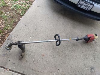 Gas edger weed eater for parts won't start selling as is. Don't ask me if it will work