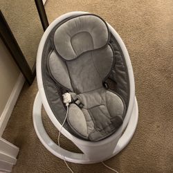 Munchkin Bluetooth Enabled Baby Swing 