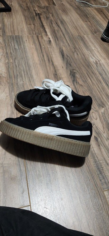 PUMA Fenty Woman's Size 5.5 Shoes