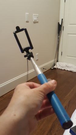 Telescopic selfie stick