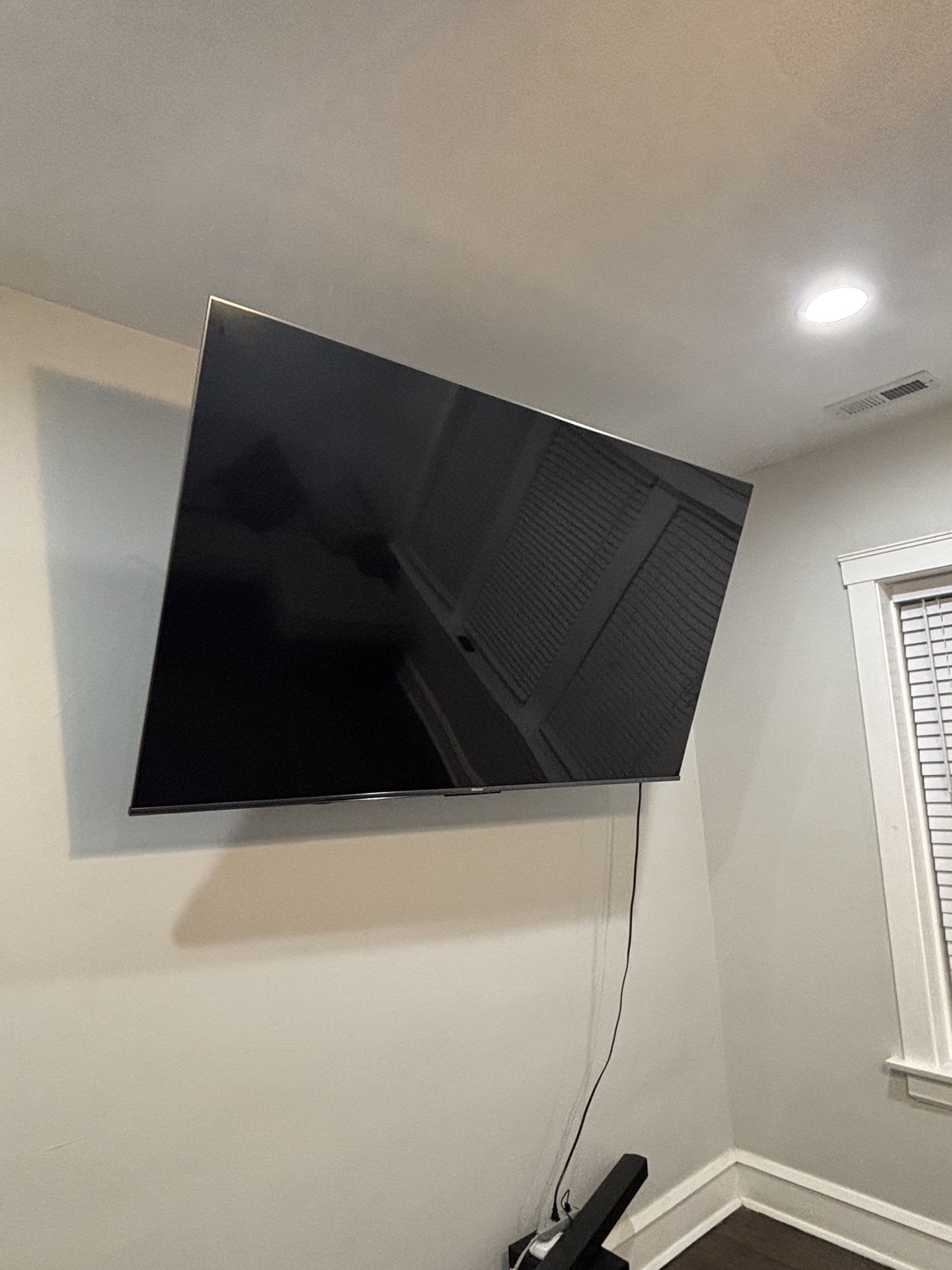 80 Inch Flat Screen Smart Tv