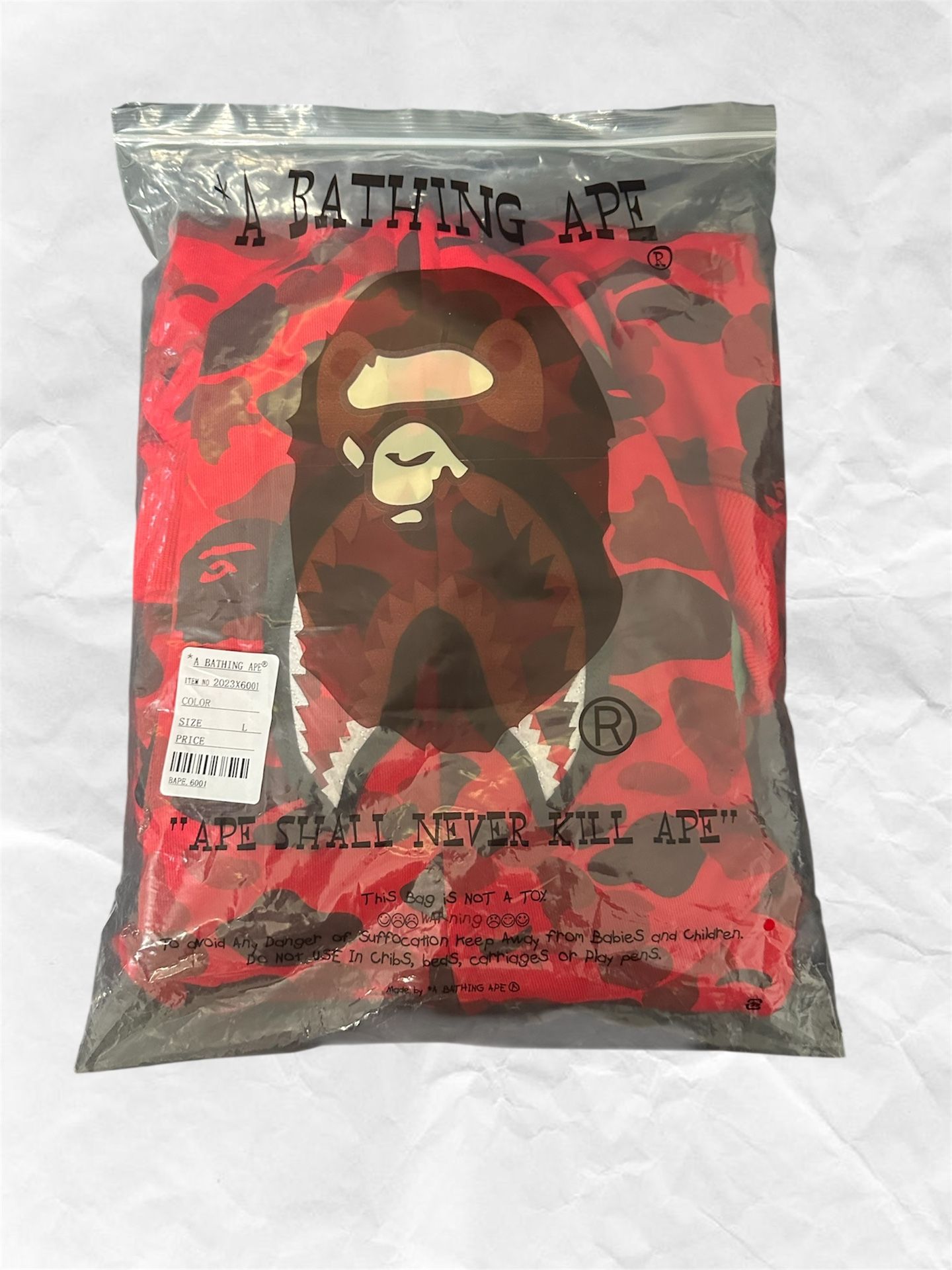 *BRAND NEW* Red Bape Hoodie (size L) Ready To Be Shipped! 🚚💨