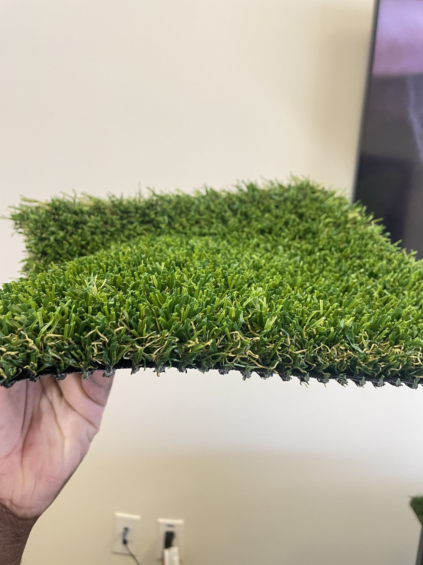 870 Sq Ft Roll Of 87oz Artificial Grass Turf