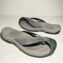 Keen Women's Size 9 Closed Toe Cap Flip Flop Thong Sandals
