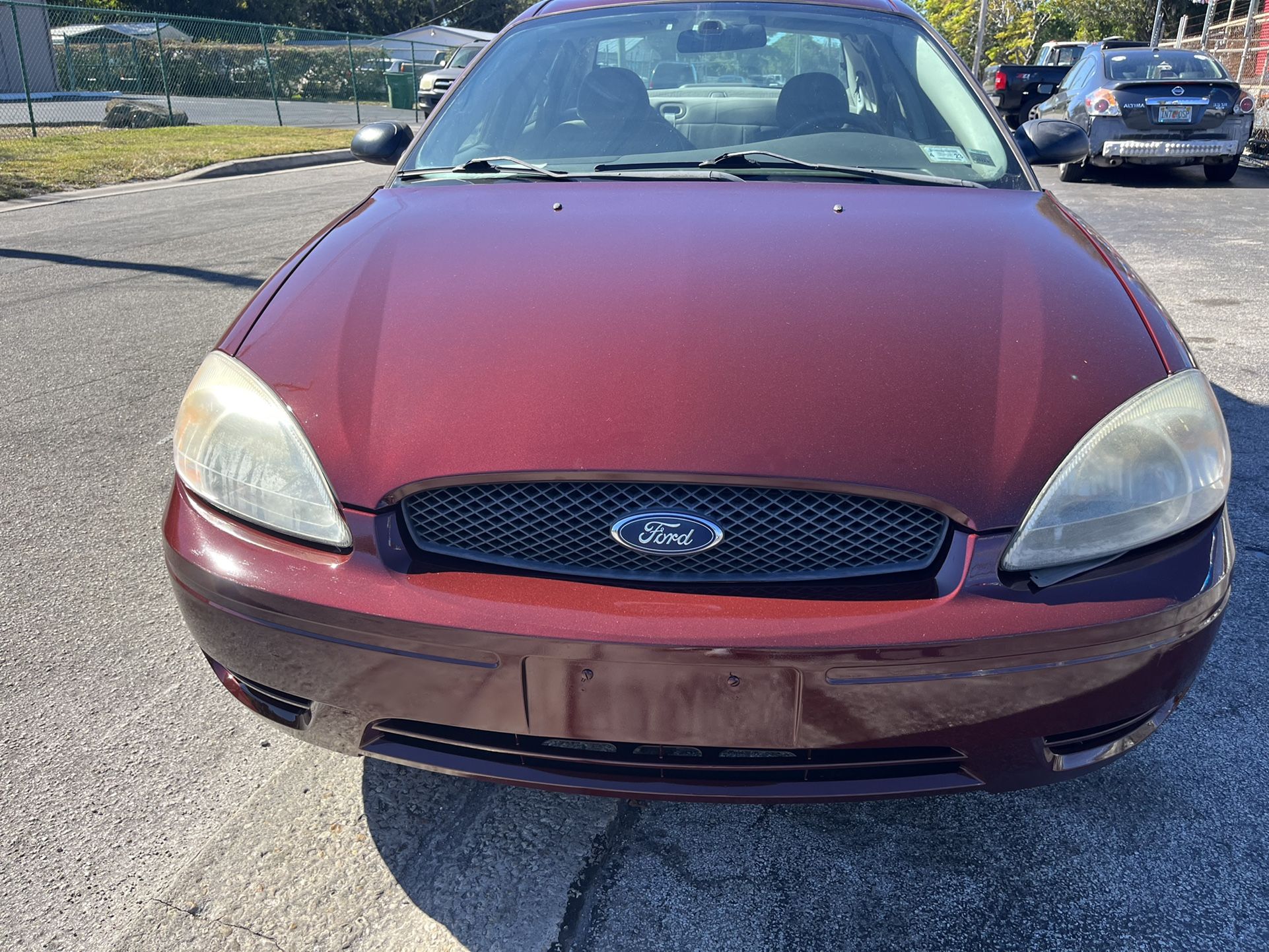 2006 Ford Taurus
