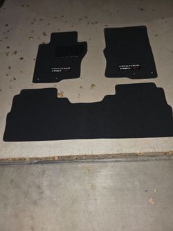 2025 Nissan Frontier Pro-4X Floor Mats Set