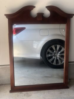 Dresser top or wall mirror