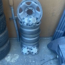 Toyota Tacoma 4 Steel Wheel And Center Cap
