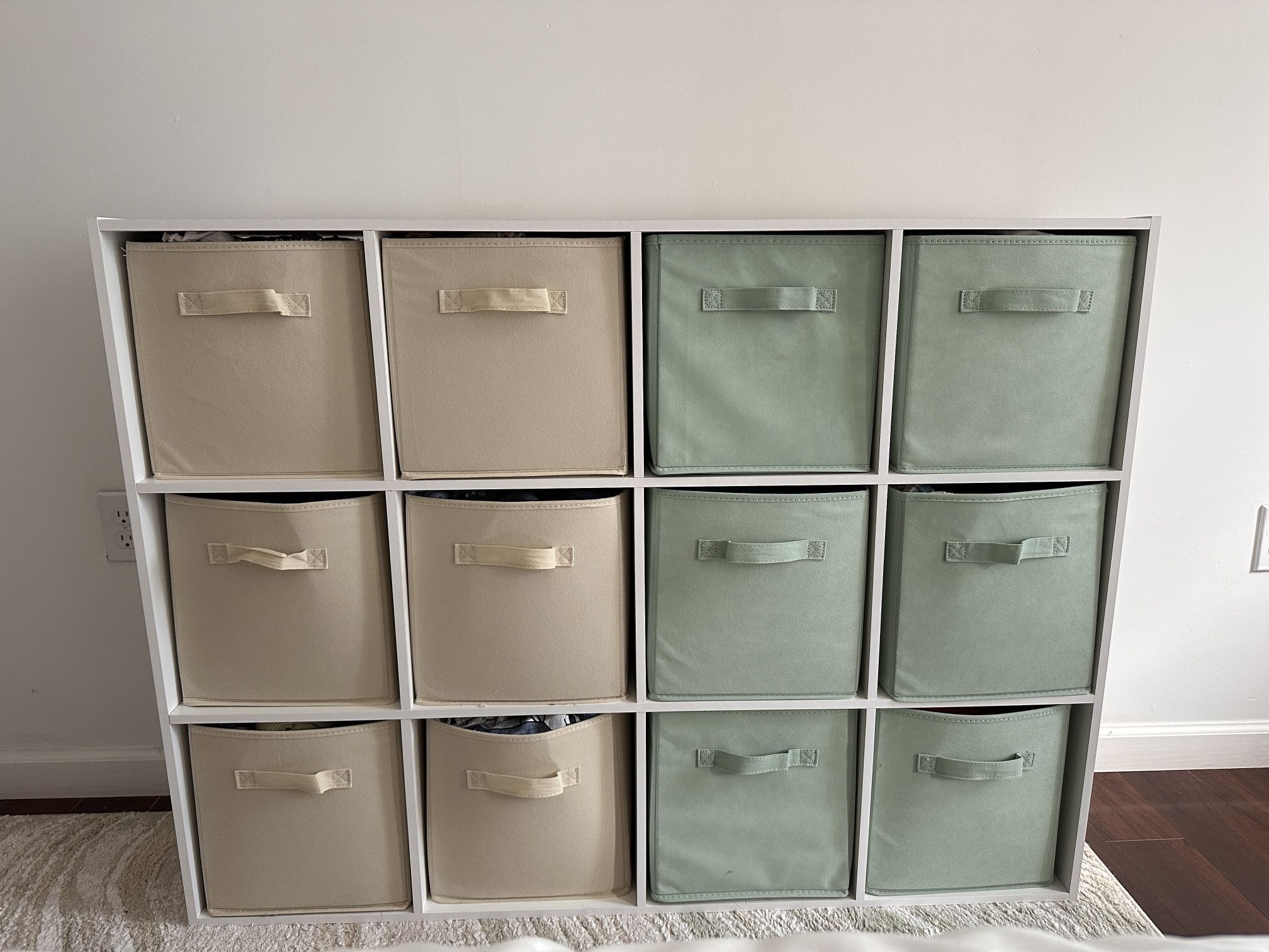 White 4x3 Cube Cubbie/Shelving