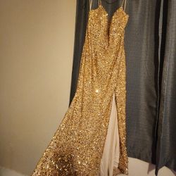 Gold Sequence Dress/Vestido Color Oro