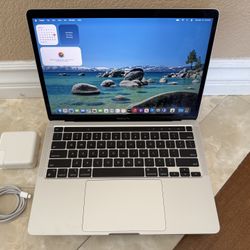 MacBook Pro 2022 13” M2 