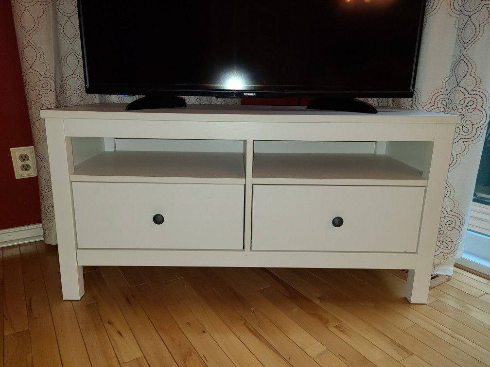 Ikea Hemmes TV unit