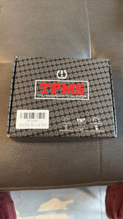 GEARGO Tire Pressure Monitor (Solar Power)