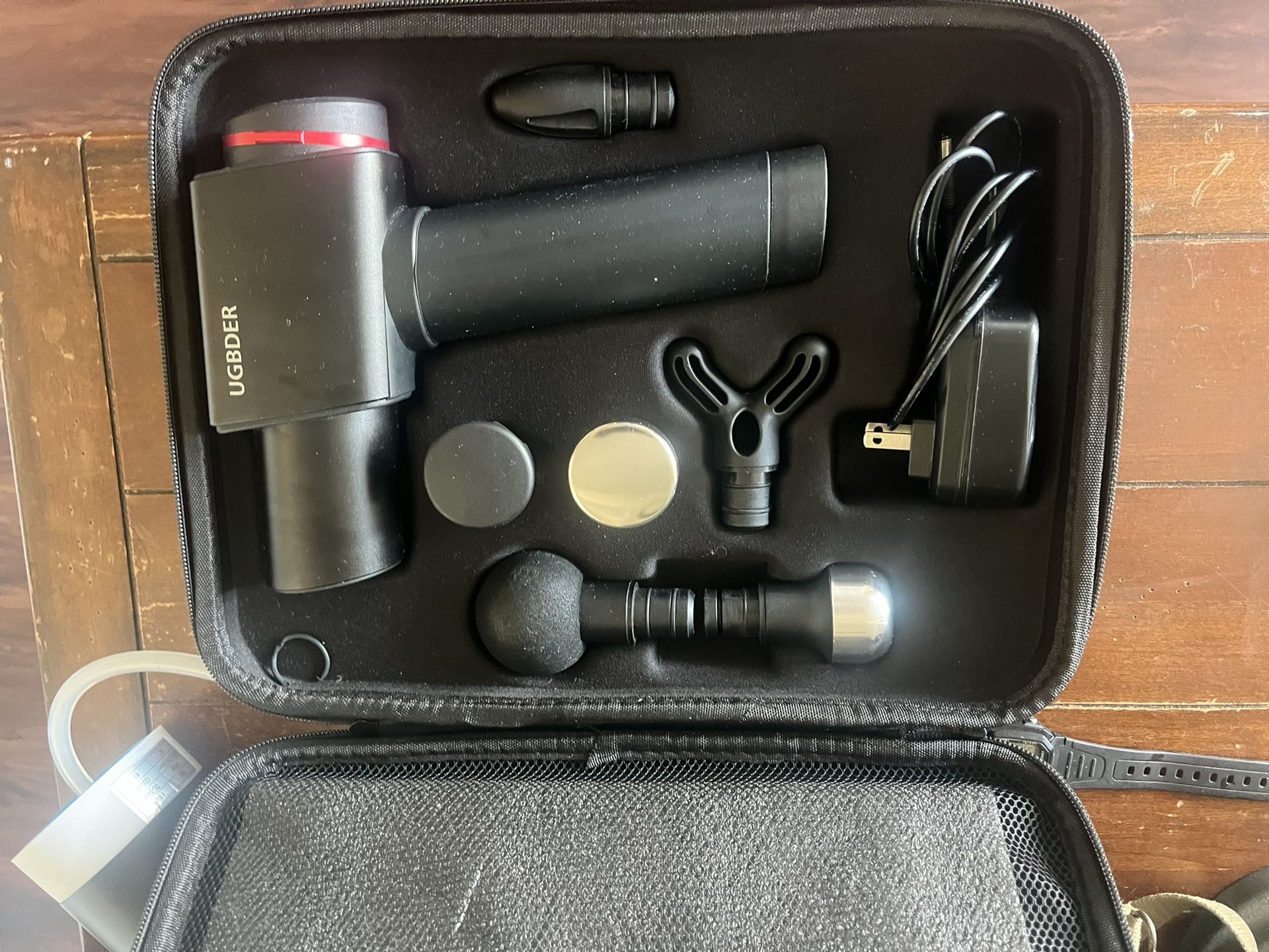 Ugbder Massage Gun