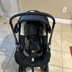 Doona Stroller, Base And Car Seat Cover