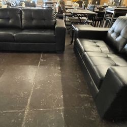 Black Sofa And Loveseat 