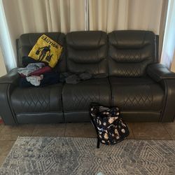 Recliner Couches 