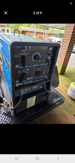 Miller Bobcat 225G welder 8000 watt generator