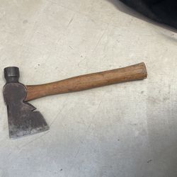 Vintage Hatchet/hammer
