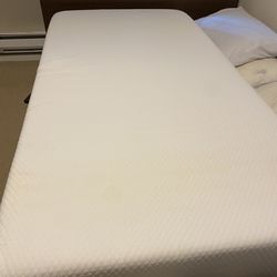 Twin Size Memory Foam Bed