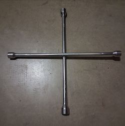 Four-Way Lug Cross Wrench