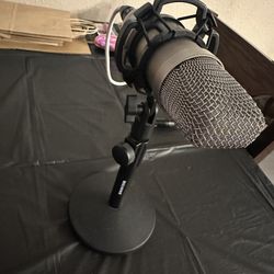 Rode NT1-A Microphone And Audio Interface