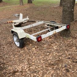 Trailer For Parts   NO Registration Or Tag