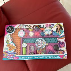 Be Inspired Cra-Z-Loom Ultimate Rubber Band Loom by Cra-Z-Art for Sale in  Las Vegas, NV - OfferUp