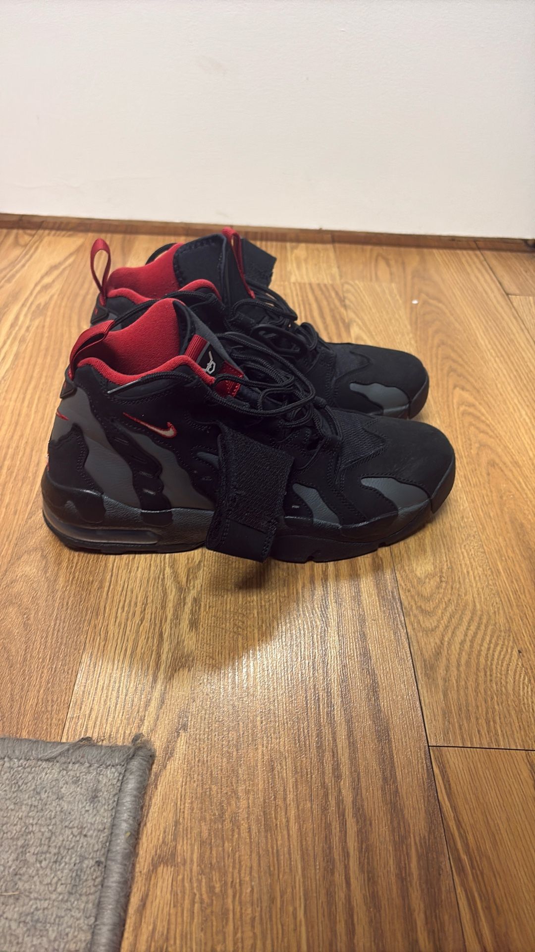 Nike Air DT Max ‘96 ‘Falcons’