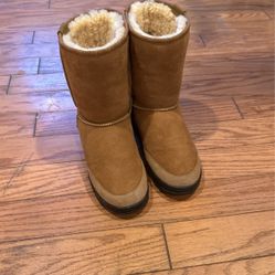 Emu Boots - Women’s Size 7
