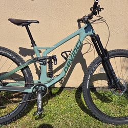 Devinci Spartan Carbon GX 12s