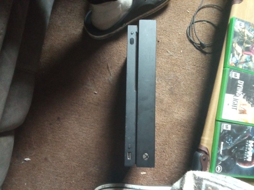 Xbox One X