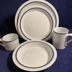 DANSK DINNERWARE DISHES WHITE WITH BLUE INC SET