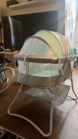 Bassinet and baby chair
