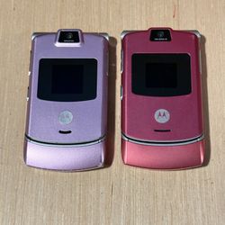  Lot Of 2 Motorola RAZR V3/C Pink Flip Phone“UNTESTED”Sold as is No Charger Read! 