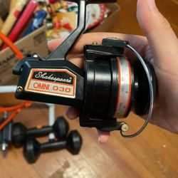 Vintage Shakespeare OMNI 030 Fishing Reel 