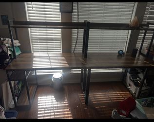 Double desk for 2 people/escrotorio oats dos personas