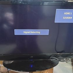 32" Westinghouse Flat Screen TV 