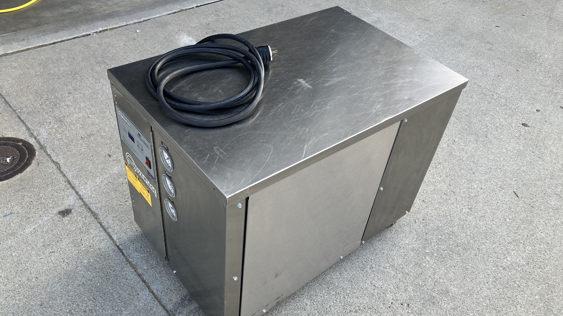 Advantage M1 3 Ton Glycol Chiller