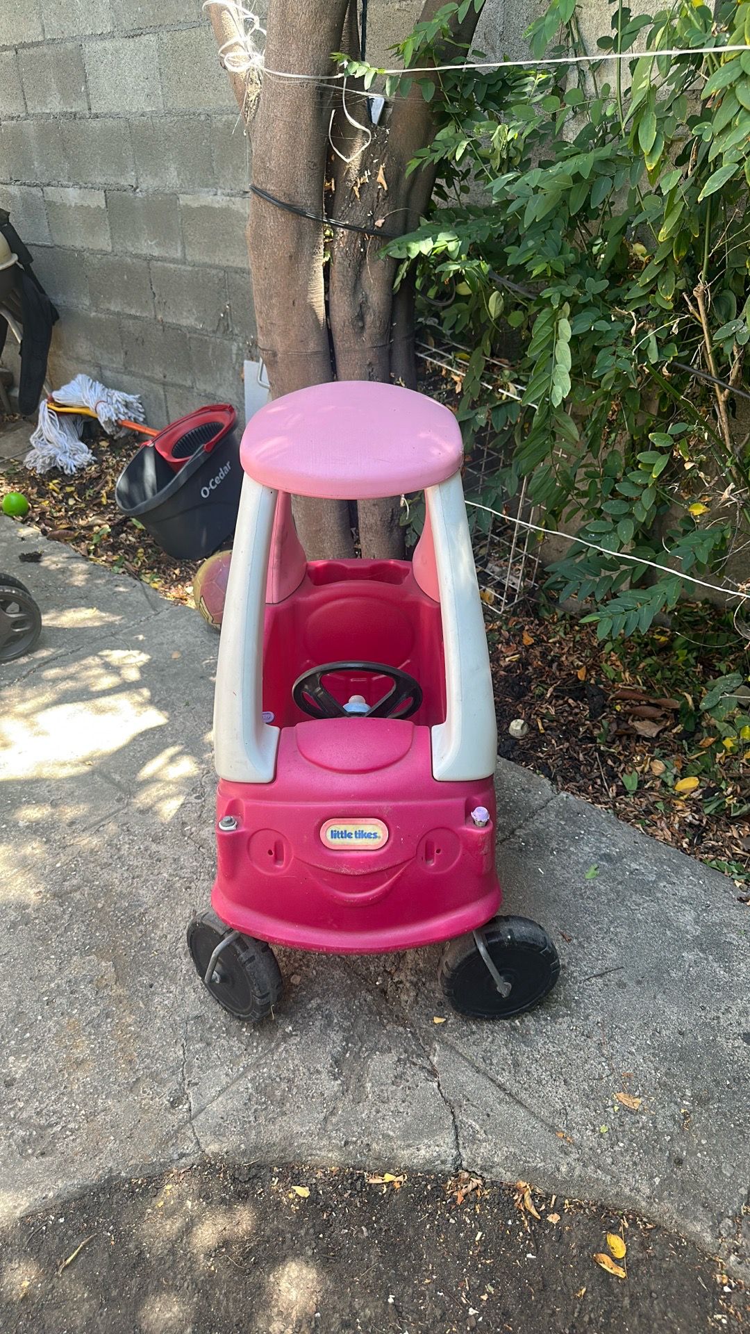 Little tikes