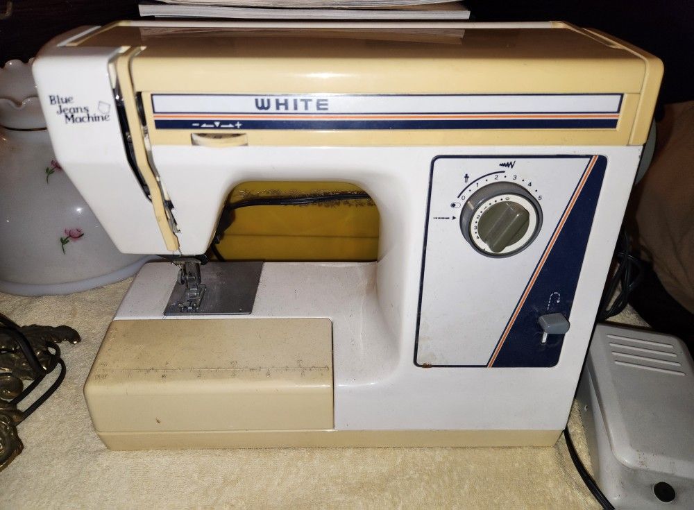 TEXT WHEN READY TO PICK UP VINTAGE WHITE BLUE JEAN MACHINE READ DESCRIPTION