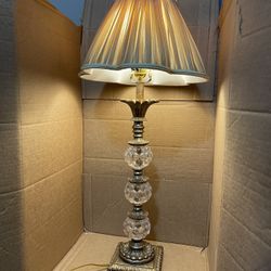 Table Lamp 33”H In Good Condition $10 Firm On Price