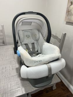Uppababy Infant Car seat